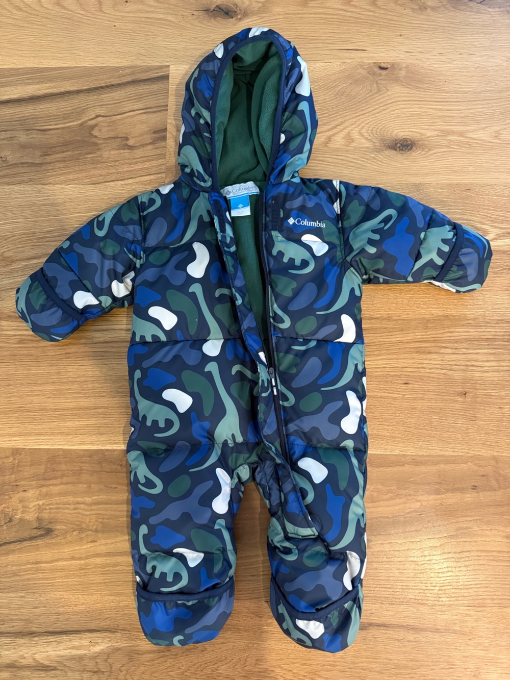 Columbia infant Bunting suit